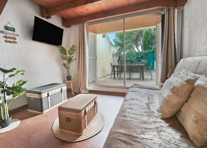 Cosy Avec Terrasse Et Parking Prive 아그