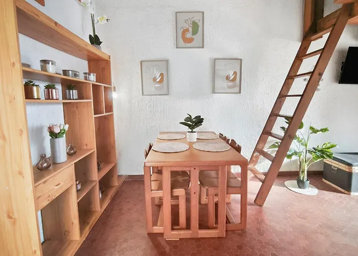 Cosy Avec Terrasse Et Parking Prive * 아그