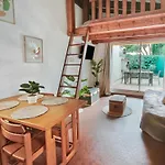 Cosy Avec Terrasse Et Parking Prive Apartment