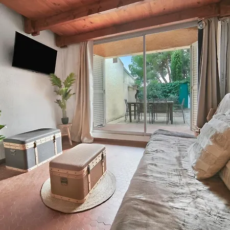 Cosy Avec Terrasse Et Parking Prive 아그