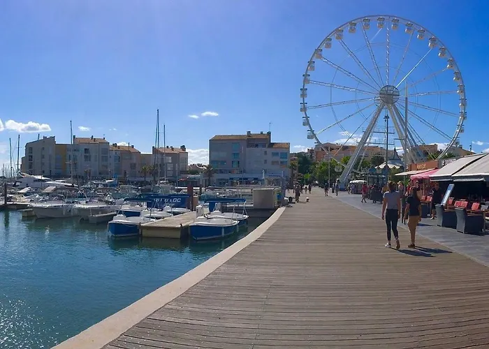 Apartment Cosy Avec Terrasse Et Parking Prive Agde