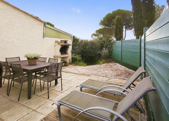 Cosy Avec Terrasse Et Parking Prive *